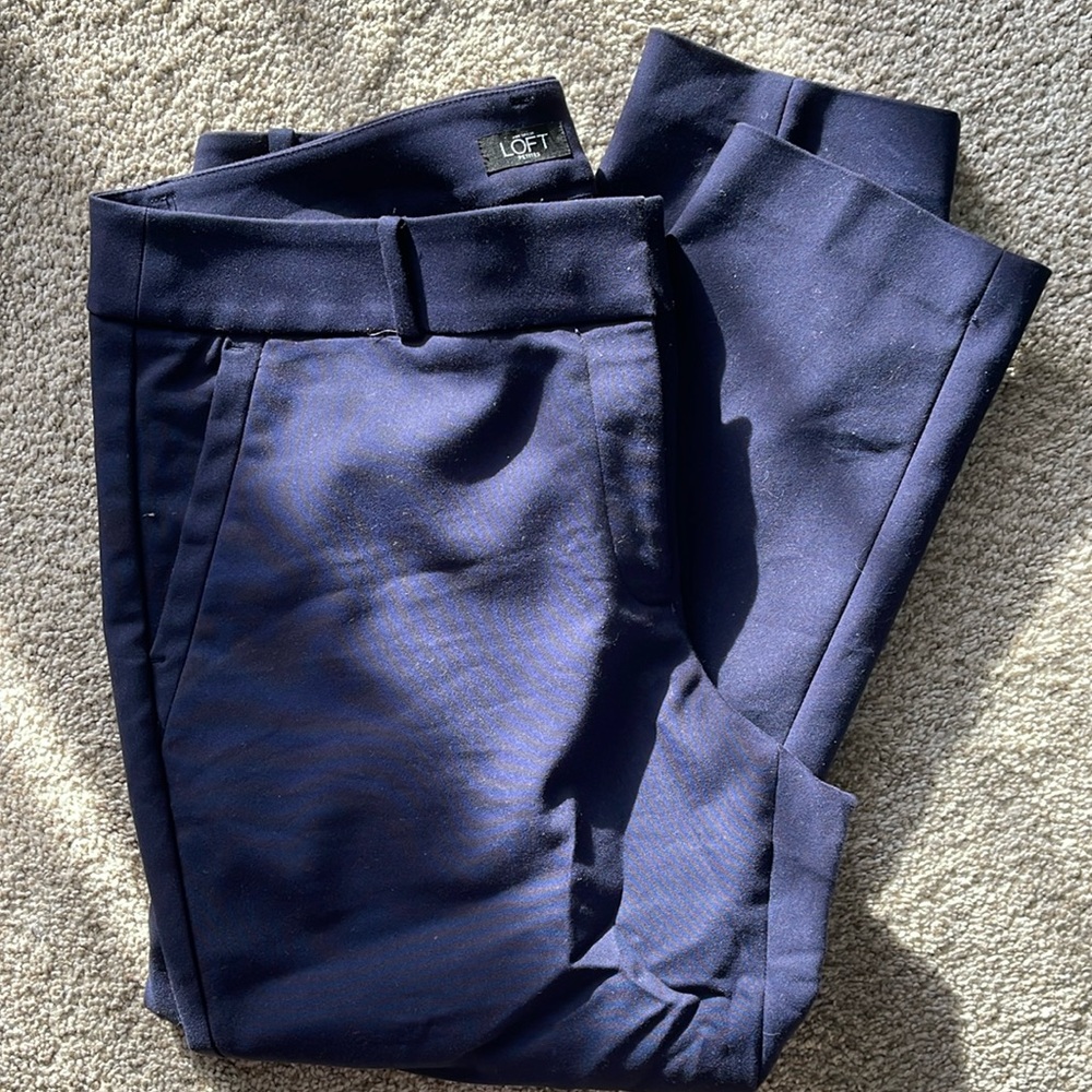 Loft Julie skinny navy pants. 12p